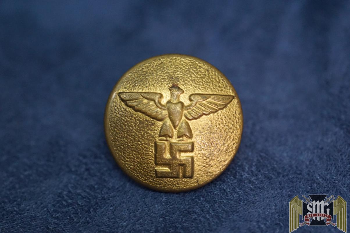 NSDAP uniform button in gold 25mm