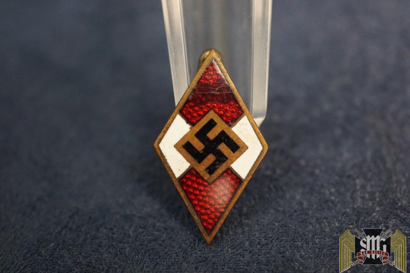 Hitler Youth Member Pin by M1/103 – Carl Poellath