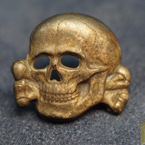 Rare Ges Gesch (Deschler?) SS visor Skull