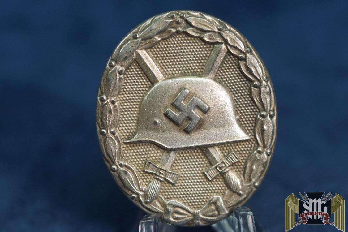 WOUND BADGE IN SILVER BY Klein & Quenzer “65”