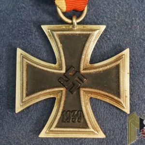 Unmarked EK2 (Iron cross second class)