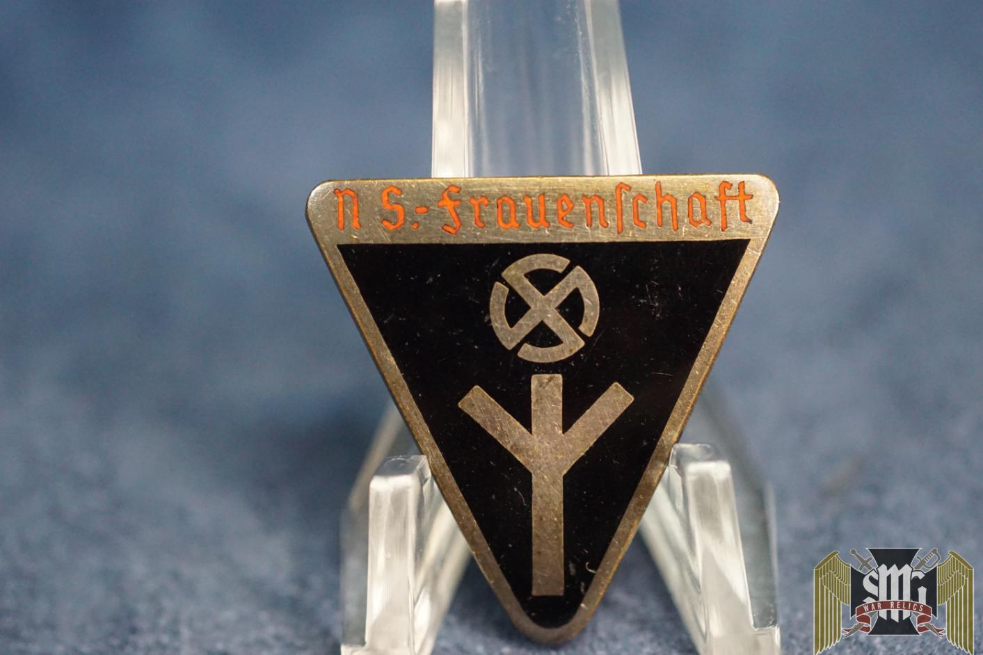 NS FrauenSchaft Badge