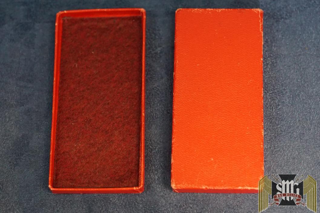 Cased 25 yr faithful service cross