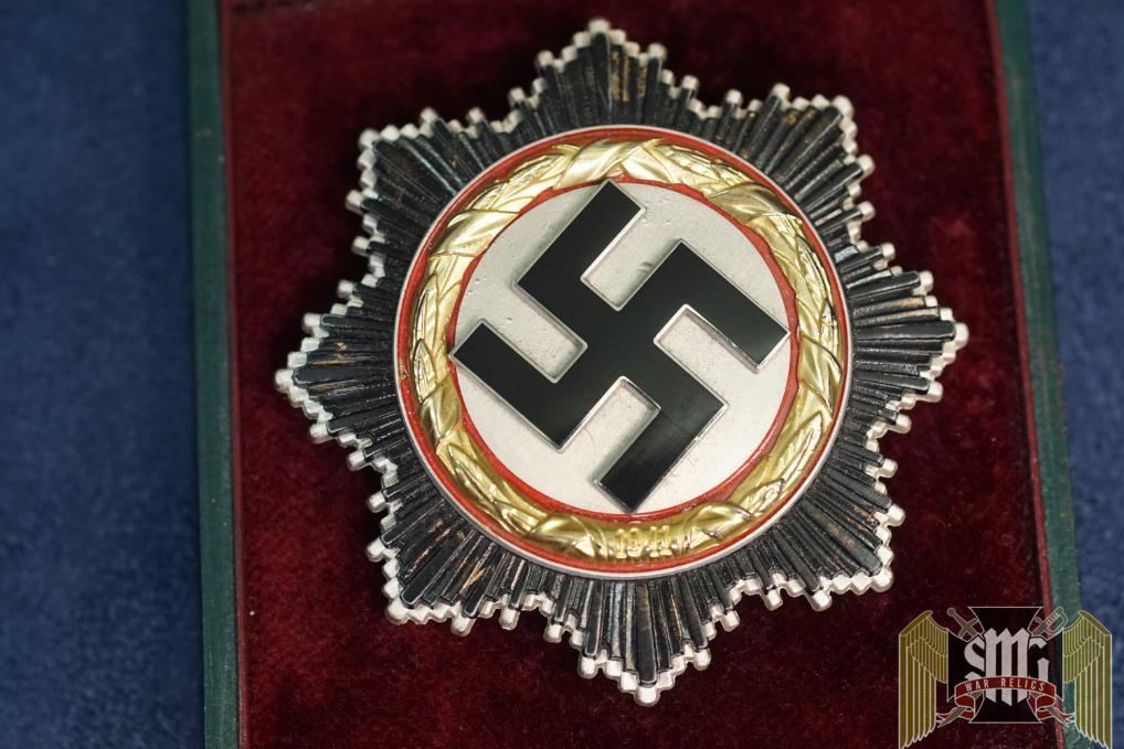 High quality Cased German Cross in Gold