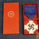 Cased 25 yr faithful service cross