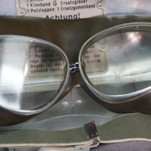 Luftwaffe Model 295 Goggles with case & extra lenses by Deyea