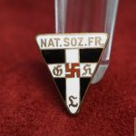 Frauenschaft pin (german womens workers pin) 16x18mm