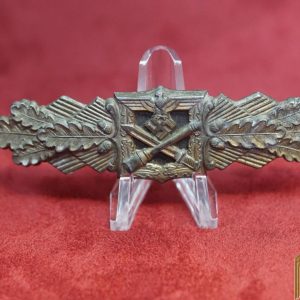 Close Combat Badge in Bronze by F&BL