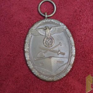 West Wall Medal Early type