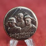 Tag Der Nationalen Solidaritat Tinnie