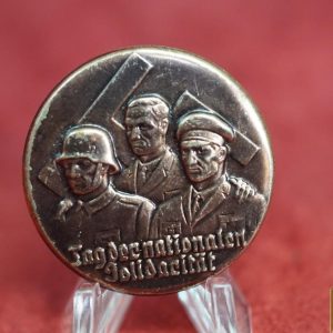 Tag Der Nationalen Solidaritat Tinnie