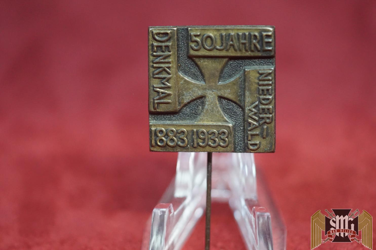 50 year Denkmal tinnie