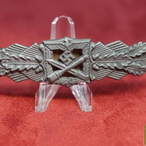 Close Combat Clasp in Bronze by FLL