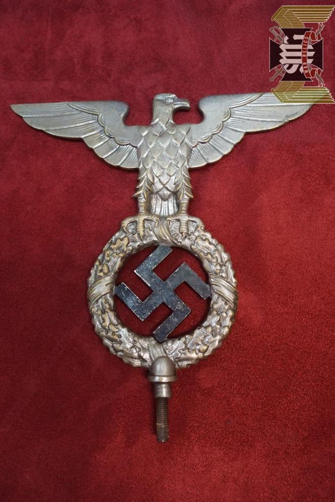 First Pattern NSDAP Pole Top