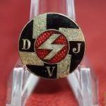 DJ pin with replaced pin