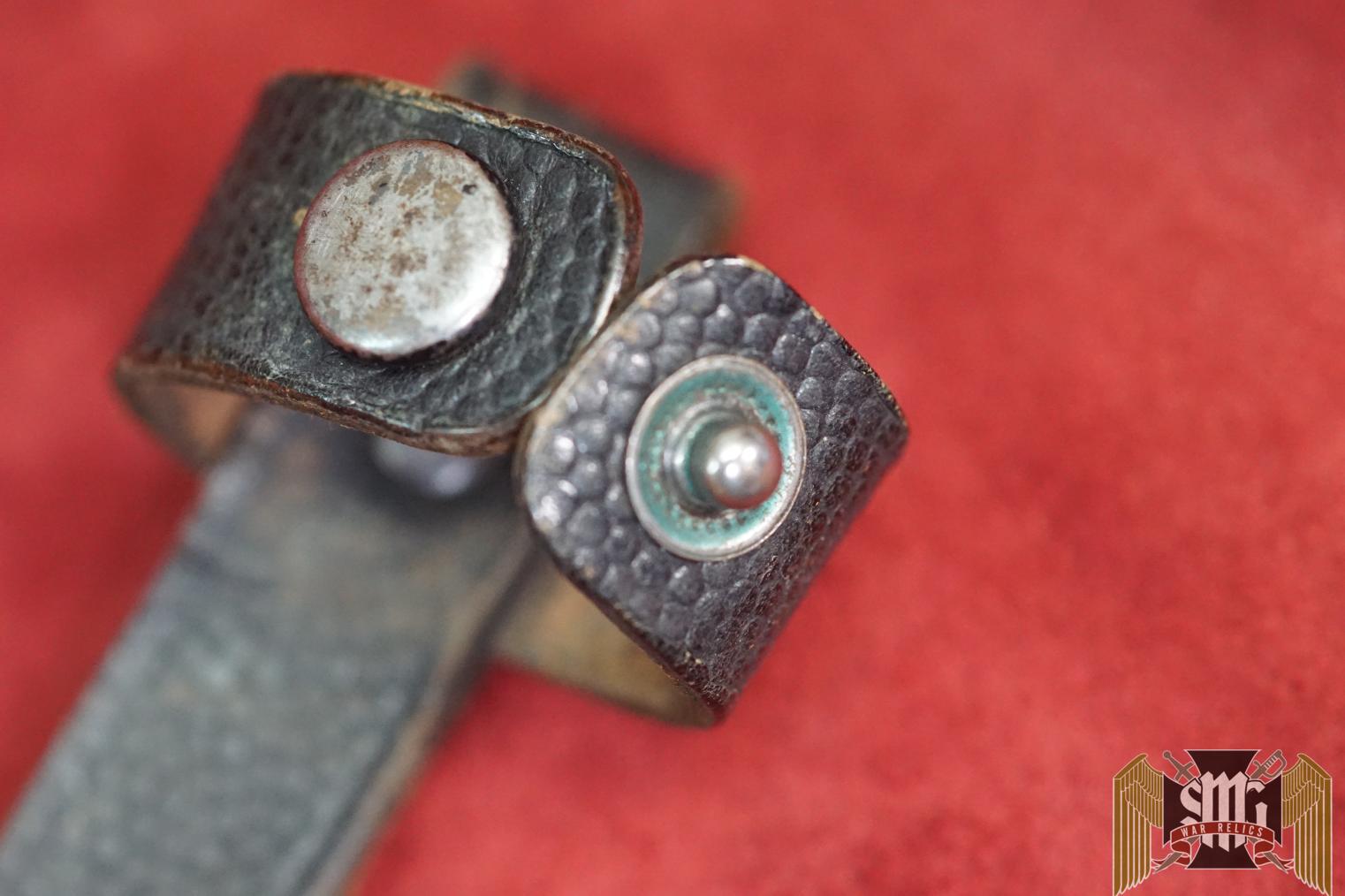 Hitler Youth knife by Tiger w/damage