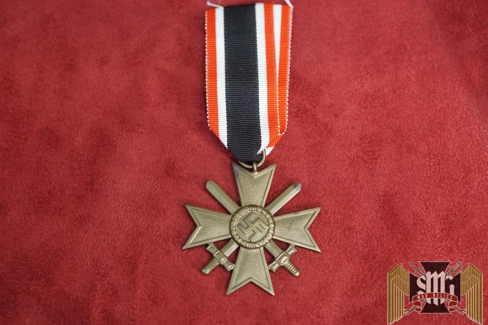 early period War merit cross with swords
