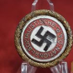 Golden Party badge for Frans Hirsch Damaged
