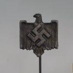 NSRL sports stick pin