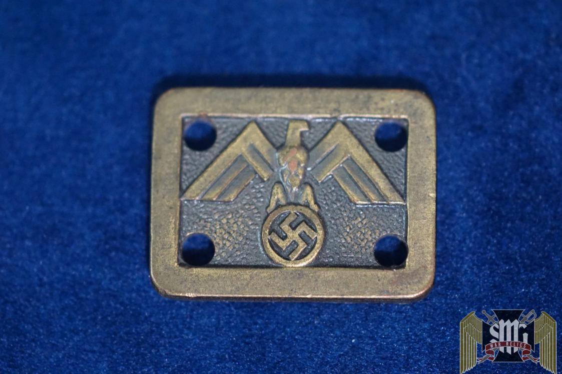 Political Gorget chain link