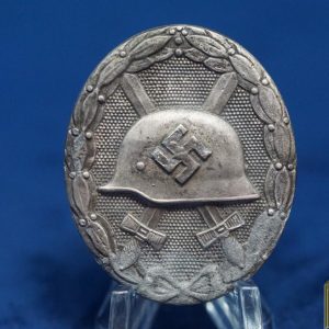 Silver Wound badge by Hauptmünzamt Marked 30