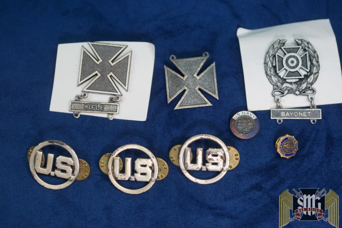 US Insignia mixed lot