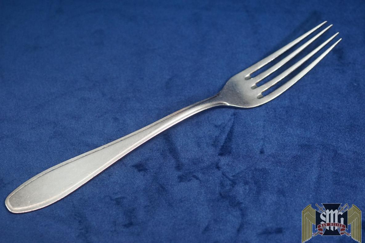 German KRIEGSMARINE FORK stainless steel marked: “M”