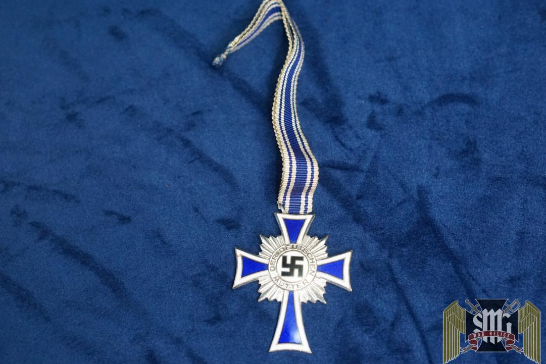 Mother's Cross in Silver