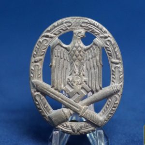 SMGP-0225 General Assault badge w/damaged hardware