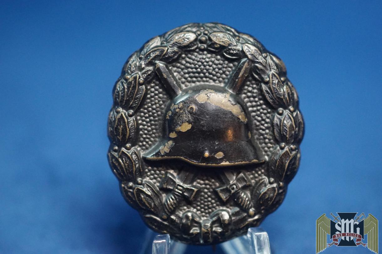 WW1 Black wound badge