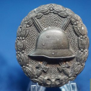 WW1 black wound badge