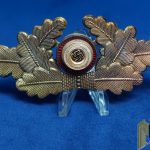 NSDAP Political visor wreath in gold