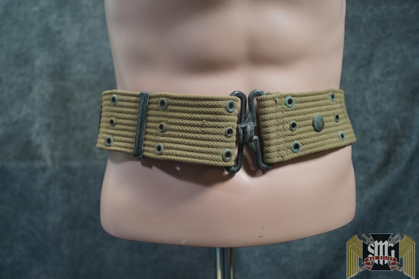 WW2 US Belt with first aid kit