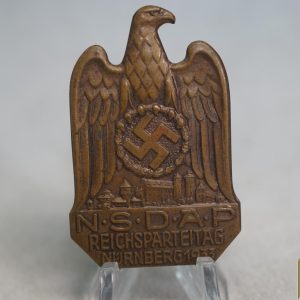 Reichsparteitag Nurnberg 1933 badge