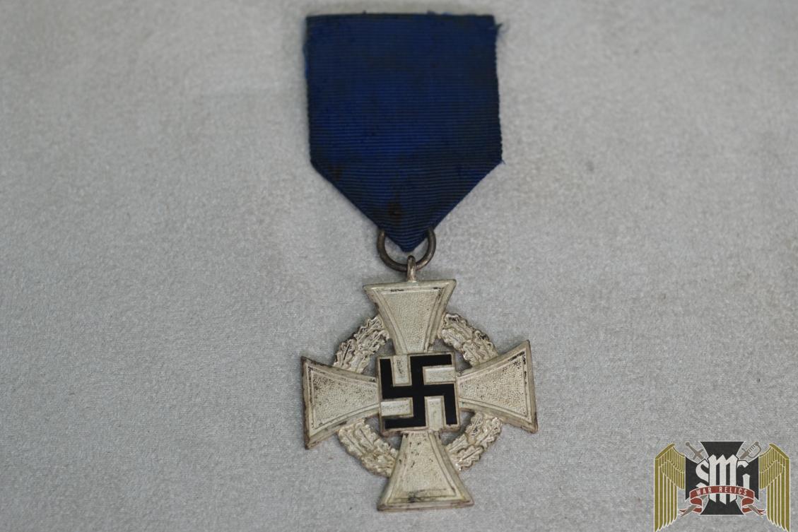 Faithful Service Cross 25 yr.
