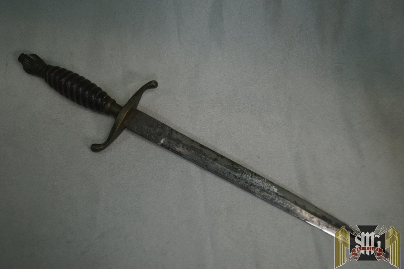 Yugoslavian dagger no scabbard