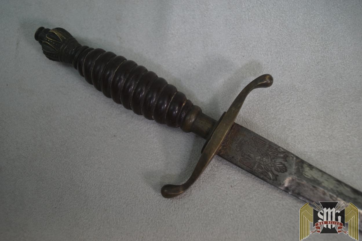 Yugoslavian dagger no scabbard