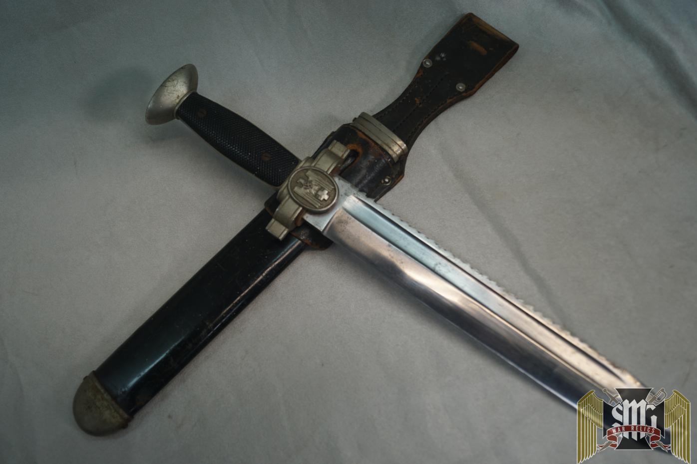 RED Cross dagger