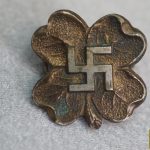 4 leave clover Swastika