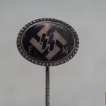 SS FM supporter Pin By Deschler number E 3780