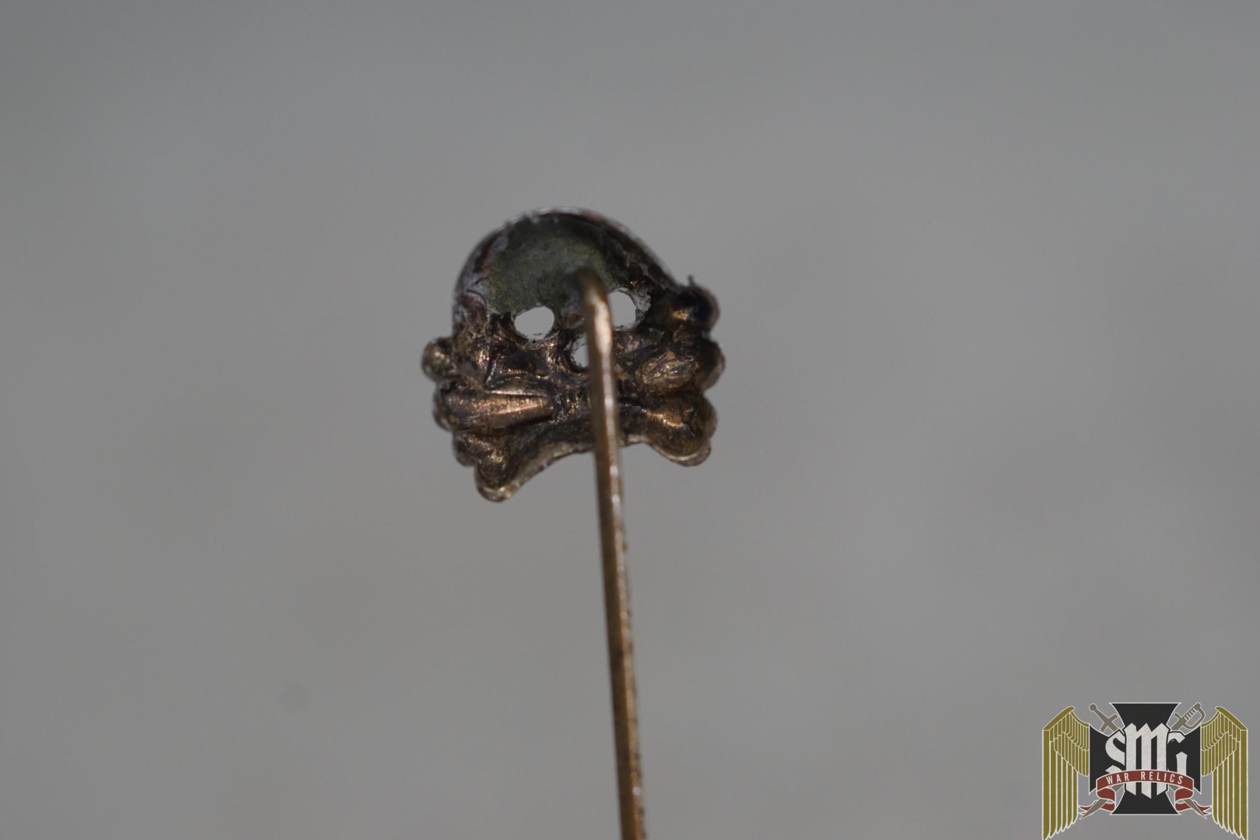 Panzer skull stick pin
