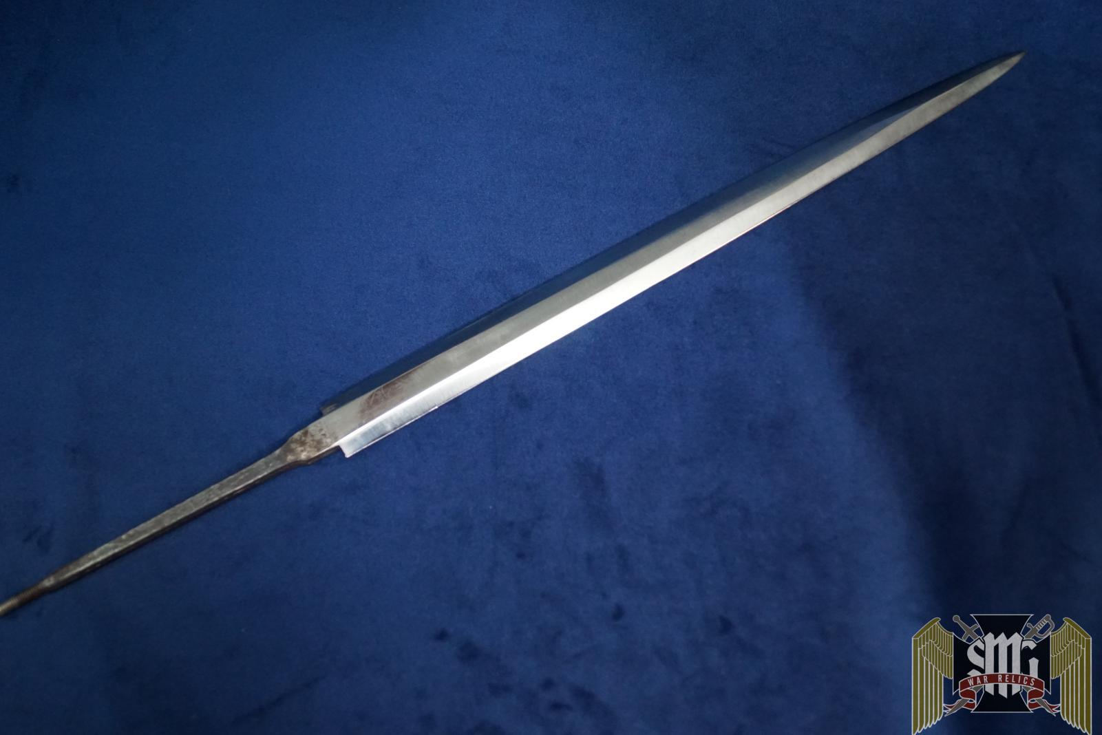 Heer Dagger blade by Puma