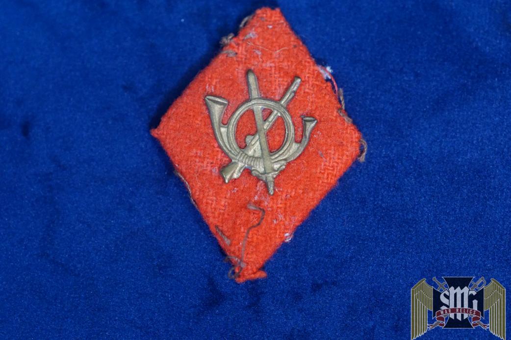 Spanish Collar tab