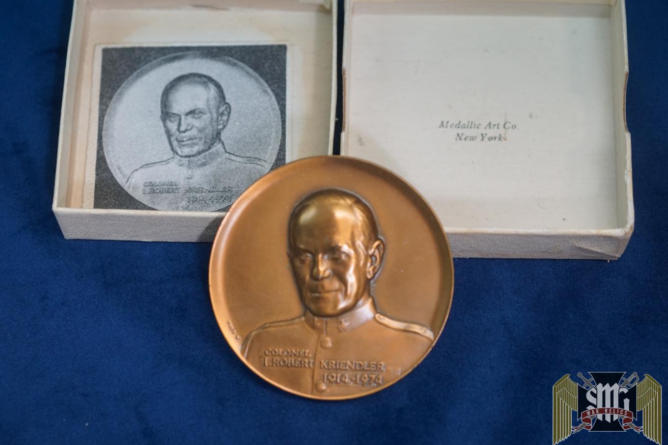 Colonel Kriendler US Marine table medal boxed