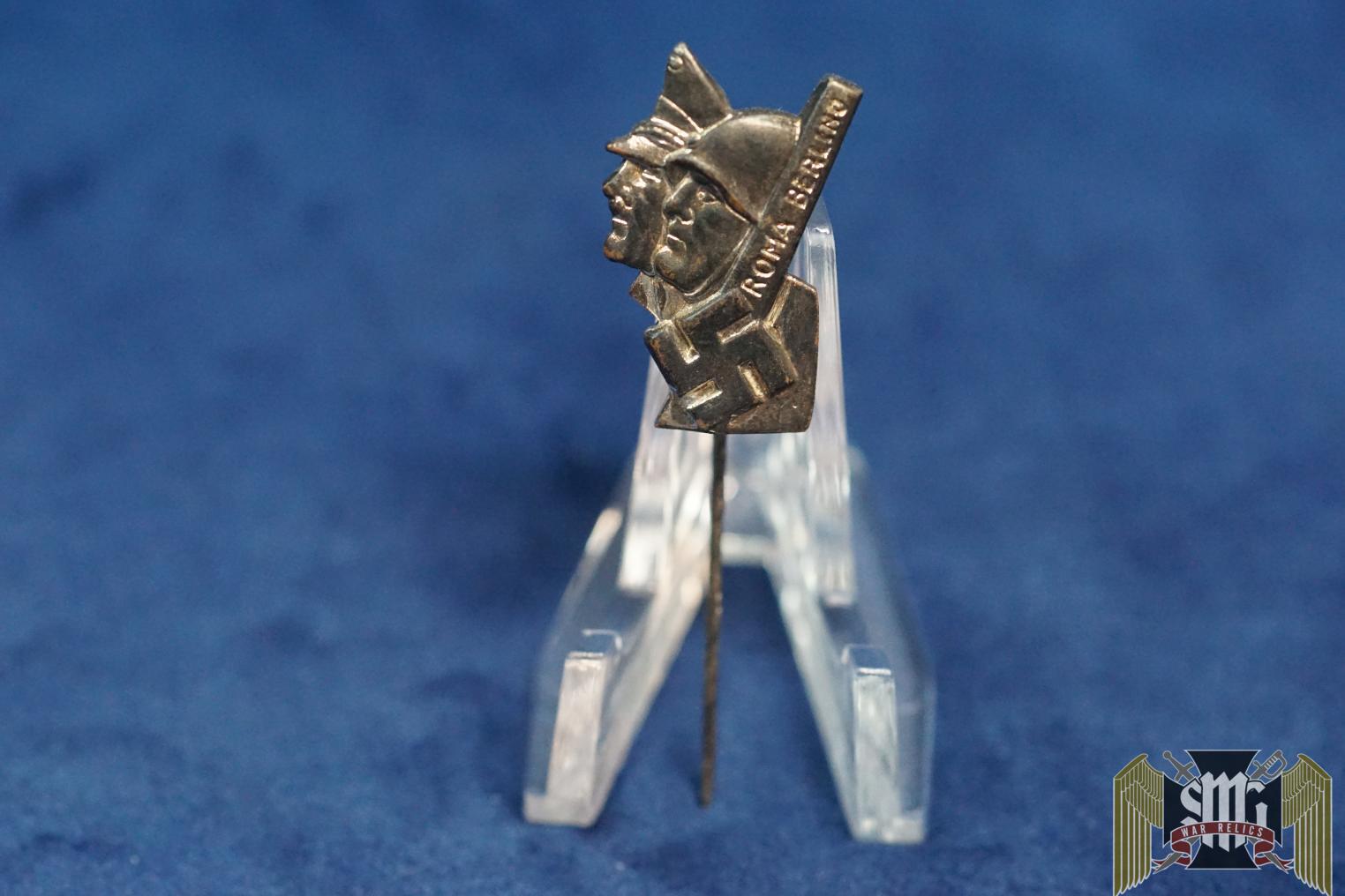 Italian Roma Berlino Friendship pin