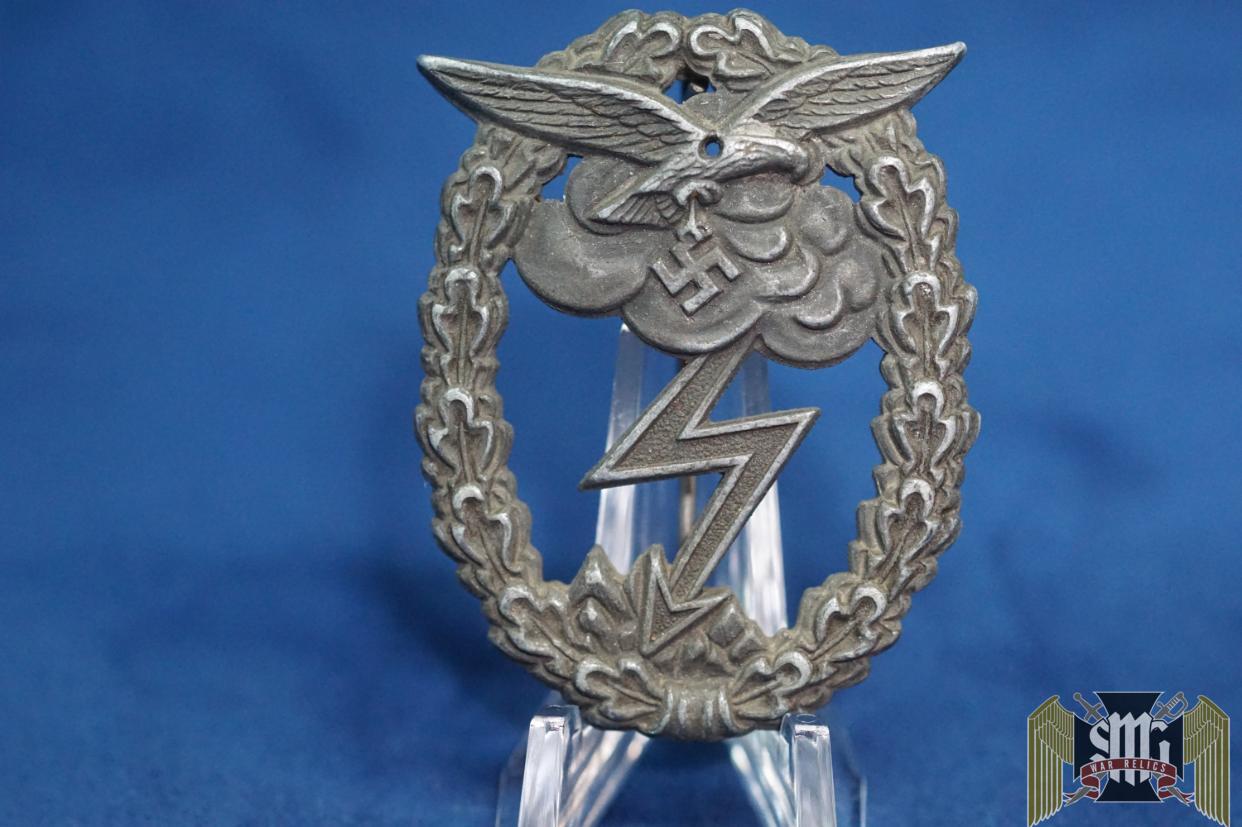 Luftwaffe Ground assault badge by Hammer & Sohne