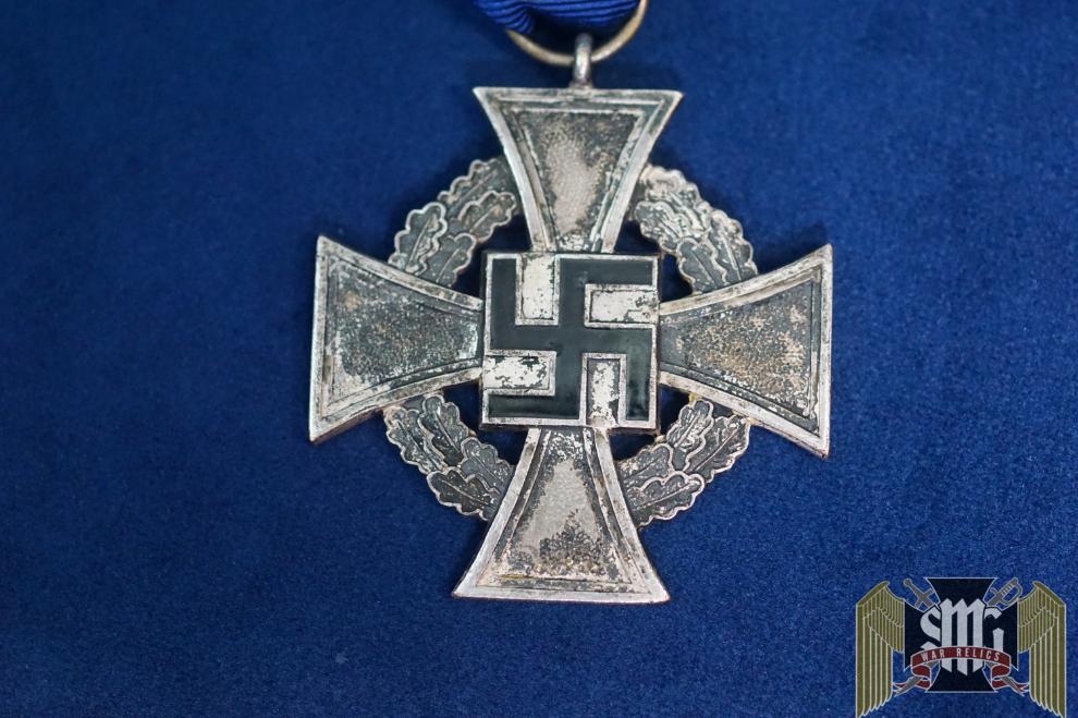 Faithful Service Cross 25 yr.
