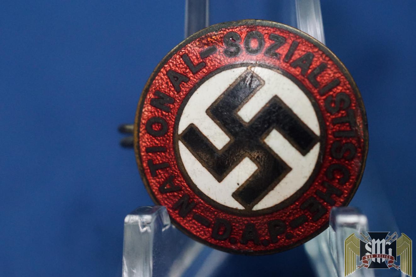 Early Pre RZM unmarked NSDAP Member badge