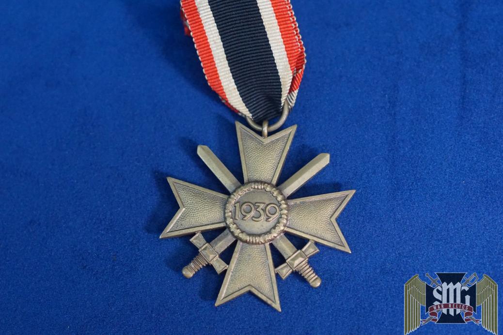 War merit Cross w/swords Early type