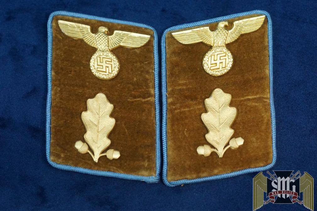 AbscnhittsLeiter NSDAP Collar tabs Orts Level RZM tagged